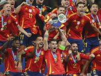 开云足球直播-欧洲杯赛事热火朝天，顶尖球星齐聚一堂的简单介绍