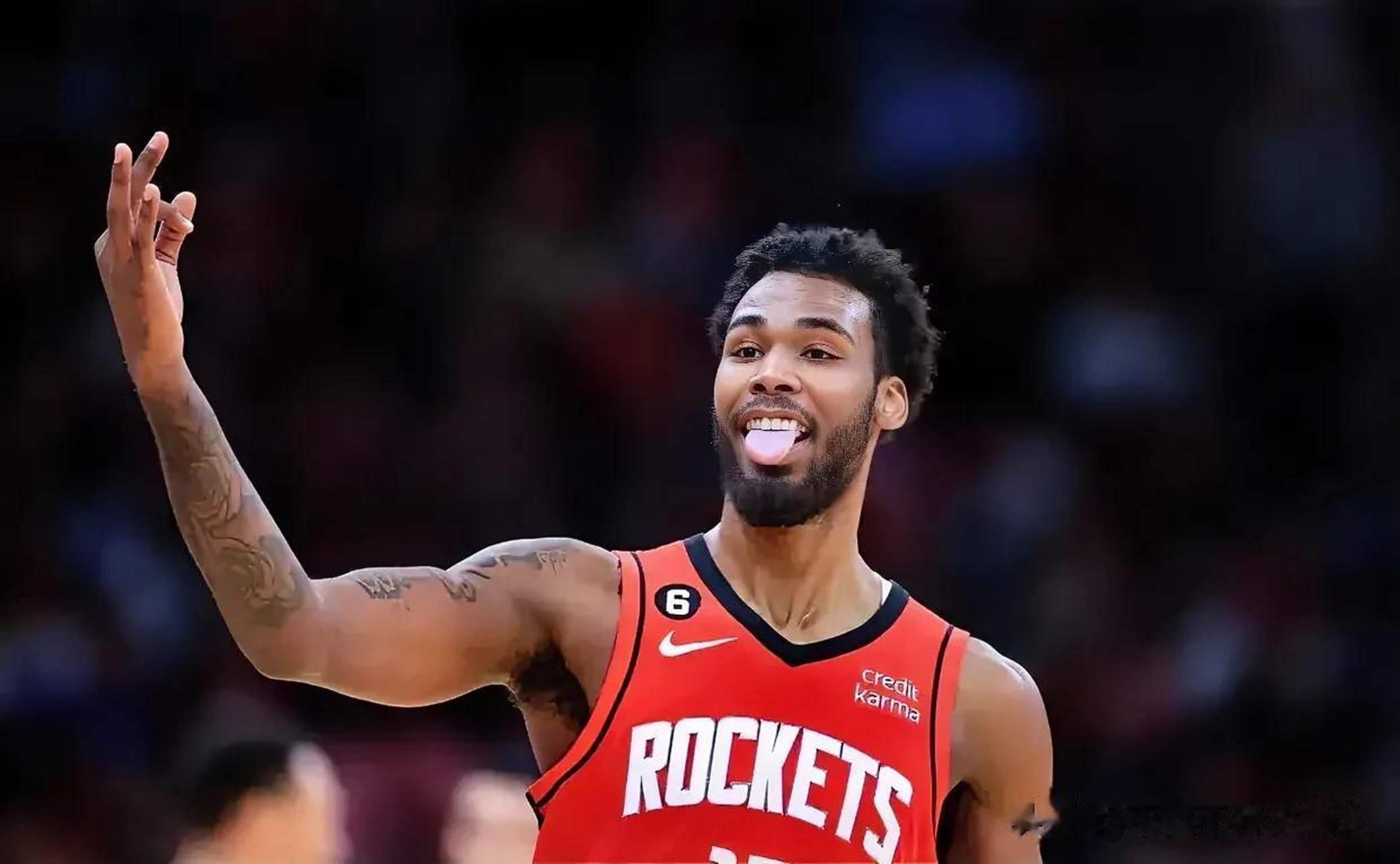 包含乌迪内斯宣布正式签约新前锋，提升进攻效率的词条