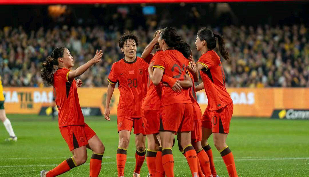 巴西女足士气高涨，备战关键比赛的简单介绍