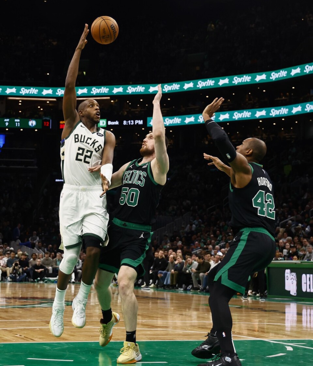 关于凯尔特人战胜灰熊，塔图姆献出关键一球的信息