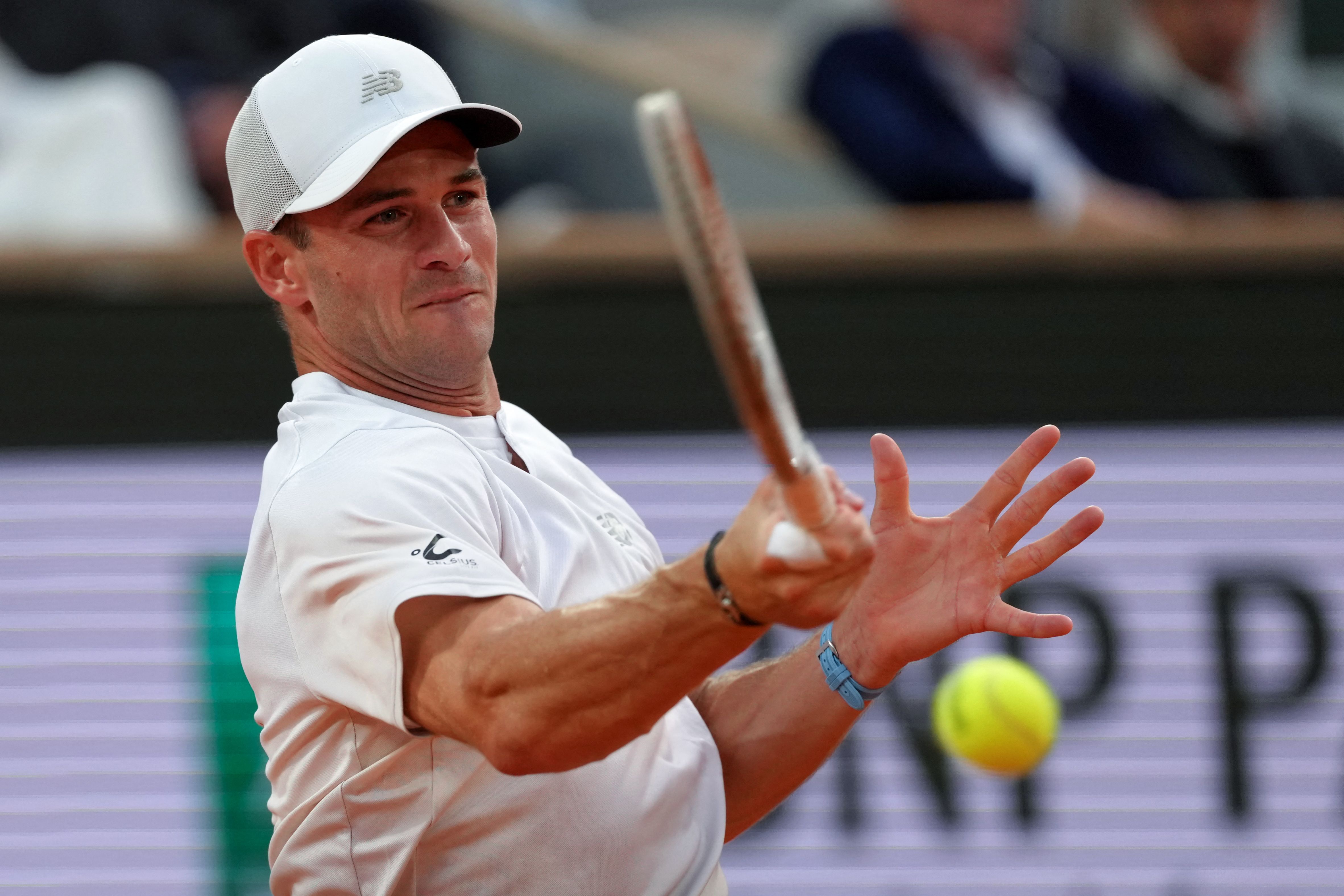 美国网球队轻取澳大利亚网球队，阿尔卡拉斯送出助攻的简单介绍